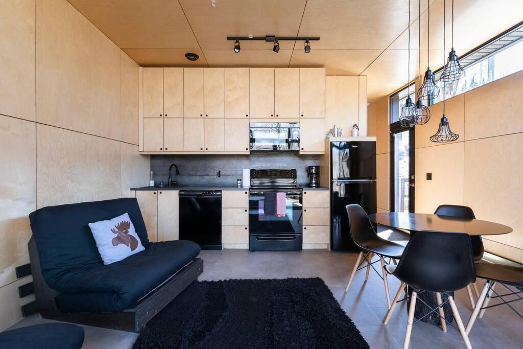 הוילה Cabin Sutton 252 - En Harmonie Avec La Nature! מראה חיצוני תמונה